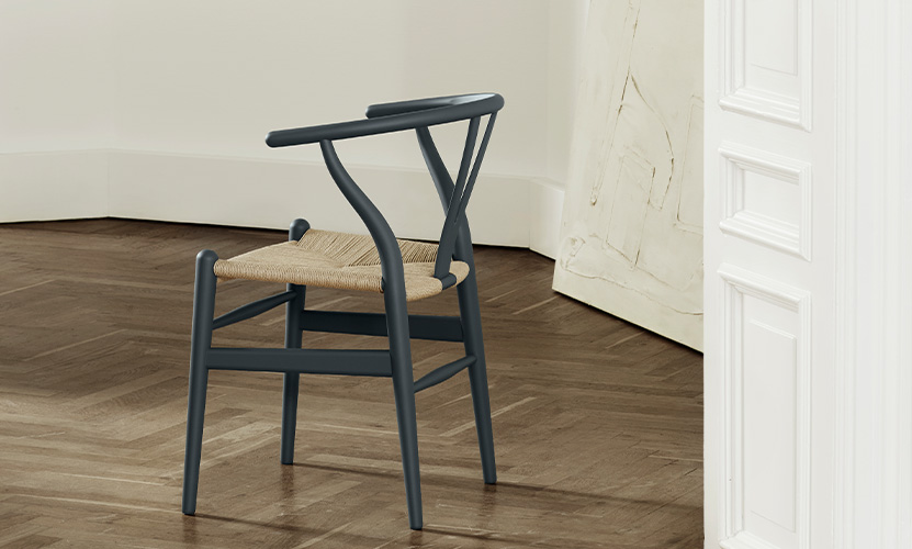 CHAIR (チェア) CHAIR (チェア)