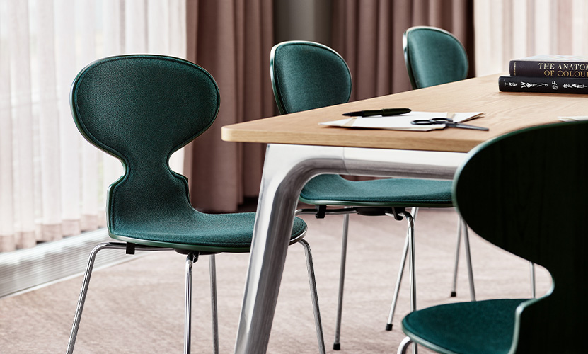 FRITZ HANSEN フリッツ・ハンセン ANT アリンコチェア 3101 チェア フロントパディング 4本脚 FRITZ HANSEN フリッツ・ハンセン ANT アリンコチェア 3101 チェア フロントパディング 4本脚