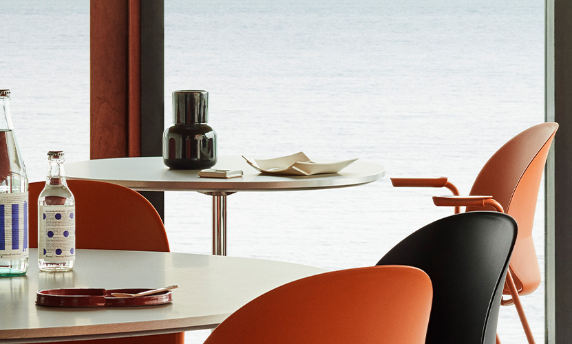 FRITZ HANSEN フリッツ・ハンセン SUPERCIRCULAR スーパー円テーブル FRITZ HANSEN フリッツ・ハンセン SUPERCIRCULAR スーパー円テーブル