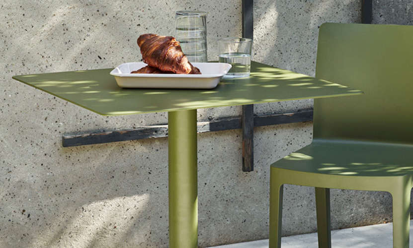 HAY ヘイ Palissade パリサード Cone Table コーンテーブル L65cm カラー:2色 デザイン:ロナン&エルワン・ブルレック HAY ヘイ Palissade パリサード Cone Table コーンテーブル L65cm カラー:2色 デザイン:ロナン&エルワン・ブルレック