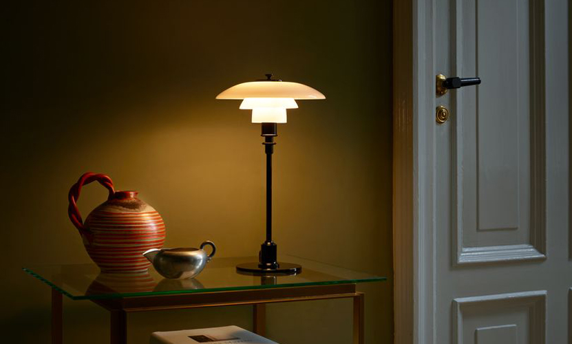 Louis Poulsen ルイスポールセン PH 2/1 Table テーブルランプ スタンドライト Φ200mm 真鍮メタライズド LED デザイナーズ照明・間接照明 カラー:ブラス デザイン:ポール・ヘニングセン Louis Poulsen ルイスポールセン PH 2/1 Table テーブルランプ スタンドライト Φ200mm 真鍮メタライズド LED デザイナーズ照明・間接照明 カラー:ブラス デザイン:ポール・ヘニングセン