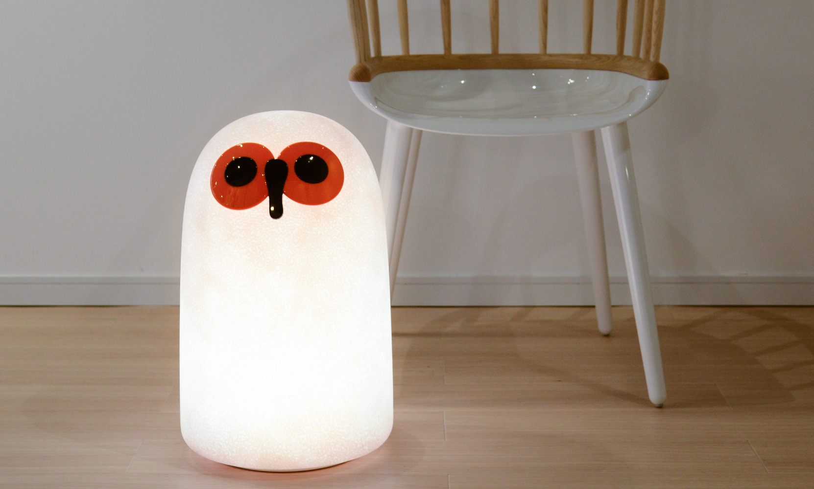 MAGIS マジス Linnut リンナット 充電式 ポータブル LEDランプ デザイン:オイバ・トイッカ MAGIS マジス Linnut リンナット 充電式 ポータブル LEDランプ デザイン:オイバ・トイッカ
