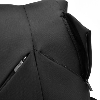 MH WAY エムエイチウェイ STONE BACKPACK ストーン バックパック リュックサック MH-013 カラー:ブラック デザイン:ジョイア・ジョヴァンネッラ MH WAY エムエイチウェイ STONE BACKPACK ストーン バックパック リュックサック MH-013 カラー:ブラック デザイン:ジョイア・ジョヴァンネッラ
