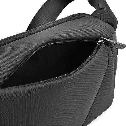MH WAY エムエイチウェイ STONE WAIST BAG ストーン ウエストバッグ ショルダーバッグ MH-015 カラー:ブラック デザイン:ジョイア・ジョヴァンネッラ MH WAY エムエイチウェイ STONE WAIST BAG ストーン ウエストバッグ ショルダーバッグ MH-015 カラー:ブラック デザイン:ジョイア・ジョヴァンネッラ