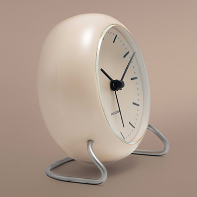 Arne Jacobsen アルネ・ヤコブセン CITY HALL シティーホール テーブルクロック Φ110mm カラー:全3色 Arne Jacobsen アルネ・ヤコブセン CITY HALL シティーホール テーブルクロック Φ110mm カラー:全3色