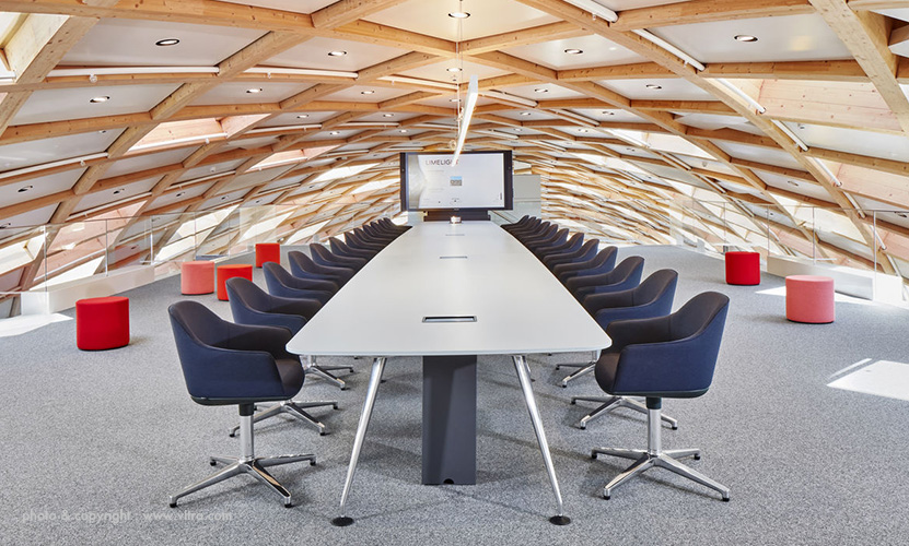 Vitra ヴィトラ Softshell Chair ソフトシェル チェア 4スターベース ベースカラー:2色 ファブリック:F30(Plano) デザイン:ロナン & エルワン・ブルレック