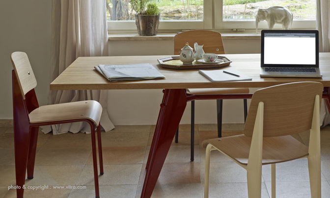 Vitra ヴィトラ Standard スタンダード チェア カラー:背座 ウォールナット デザイン:ジャン・プルーヴェ Vitra ヴィトラ Standard スタンダード チェア カラー:背座 ウォールナット デザイン:ジャン・プルーヴェ