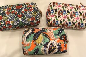 LIBERTYの新作ポーチの入荷です