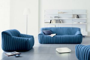 コンパクトで日本の住環境に最適な「SANDRA sofa（サンドラ ソファ）」
