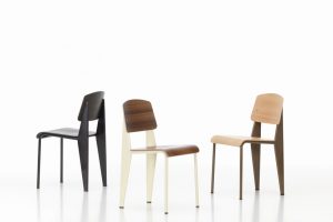 ジャン・プルーヴェの代表作「Standard Chair（スタンダードチェア）」
