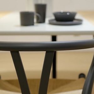 Yチェア発売70周年記念特別仕様「CH24ソフト」期間限定好評発売中