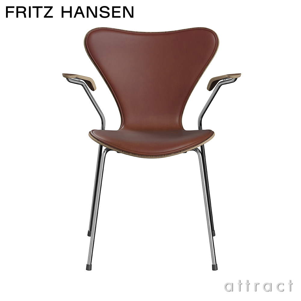 FRITZ HANSEN フリッツ・ハンセン SERIES 7 セブンチェア 3207 アームチェア フロントパディング ナチュラルウッド 背座：ウォルナット 張地：グレースレザー・ヴァニール ベースカラー：クローム仕上げ デザイン：アルネ・ヤコブセン ※アーム付き