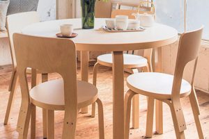 Artek（アルテック）でつくる温もりの北欧インテリア