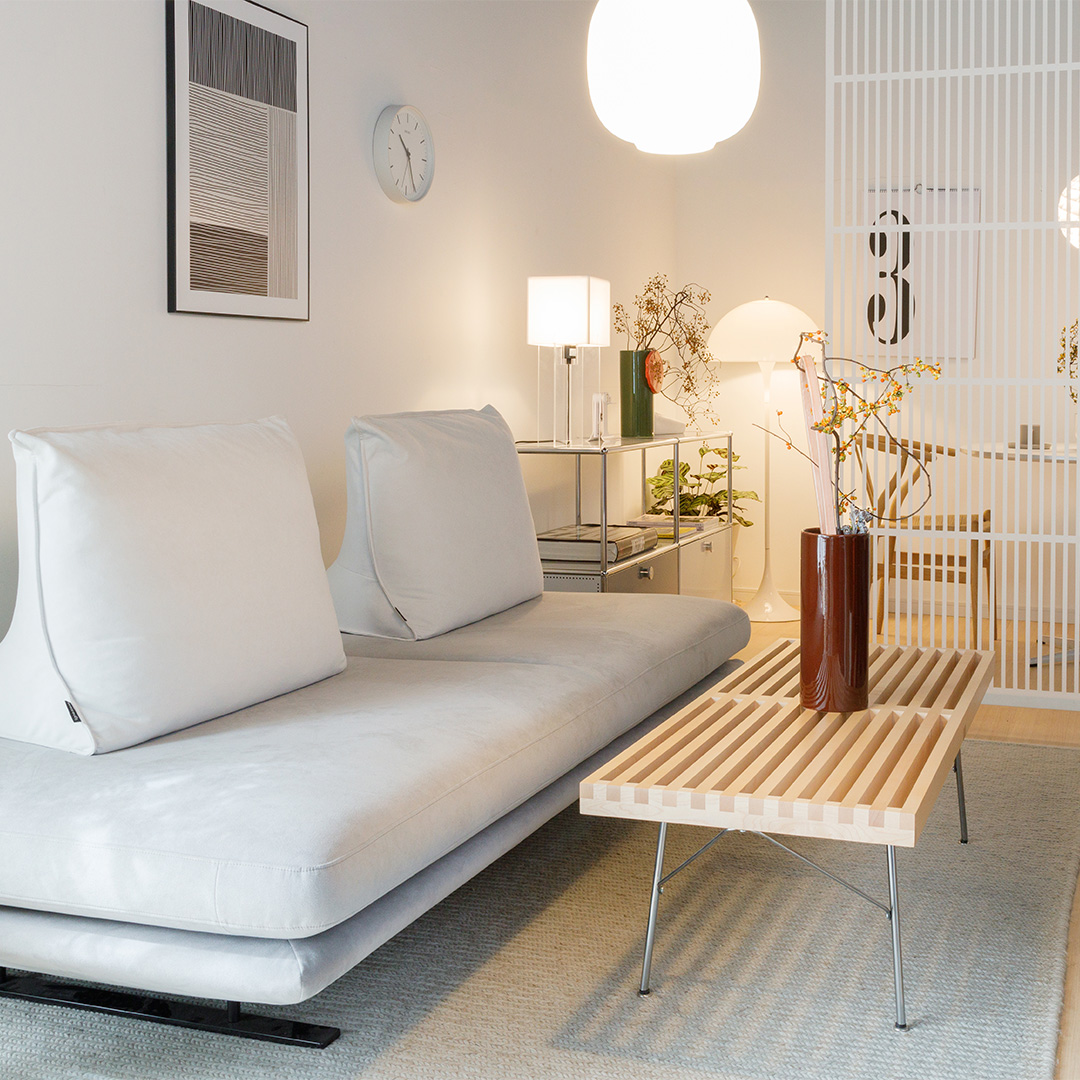 美品 LigneRoset リーンロゼ 2人掛け - ローソファ/フロアソファ 美品 LigneRoset リーンロゼ 2人掛け - ローソファ/フロアソファ
