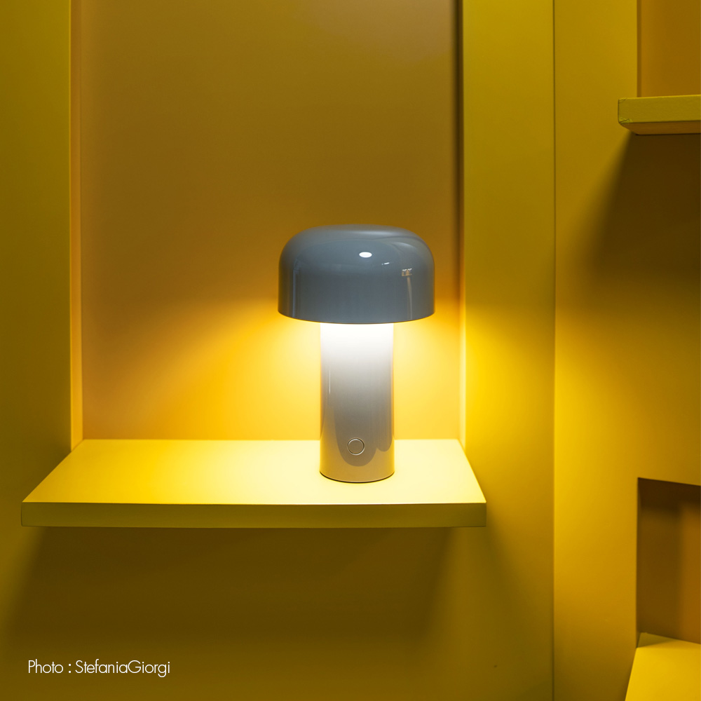 FLOS フロス BELLHOP T ベルホップ T テーブルランプ ポータブル LEDライト カラー：6色 デザイン：バーバー・オズガビー