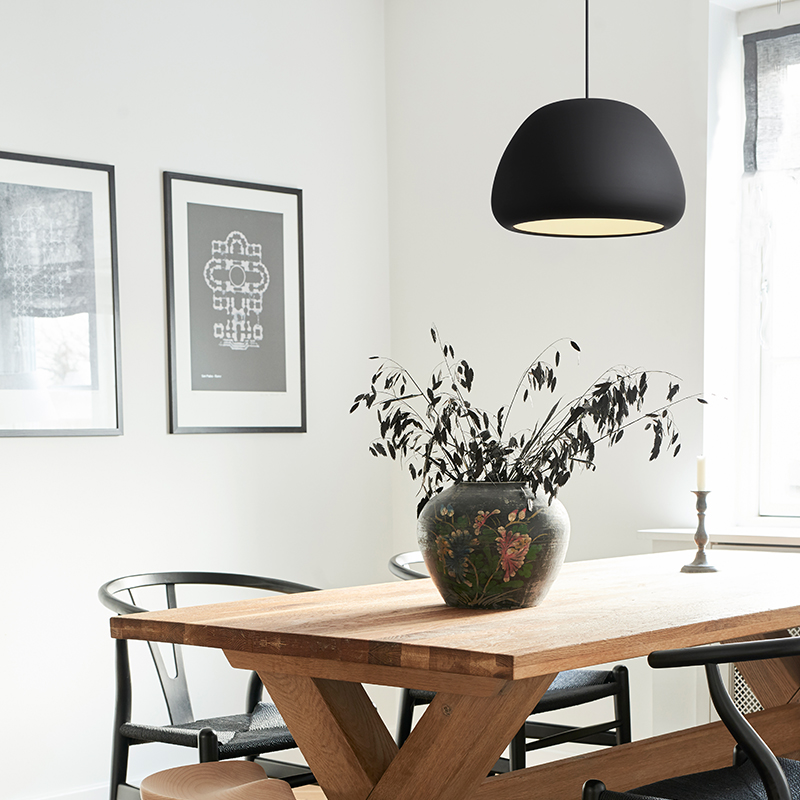 雲をモチーフにデザインされた照明シリーズ KUMO collection