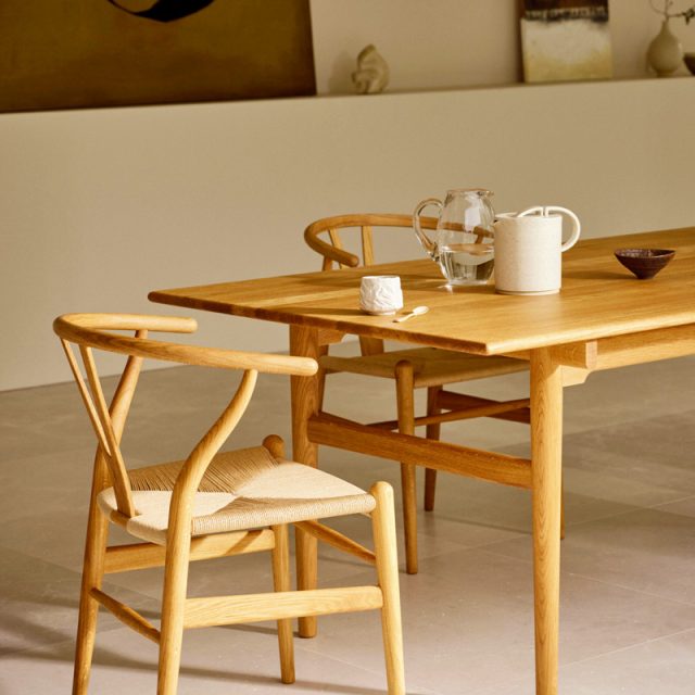 チェアを2脚以上ご購入でテーブルが20%OFF！ カール・ハンセン＆サン「ダイニングセットキャンペーン 春のインテリアアップデート」